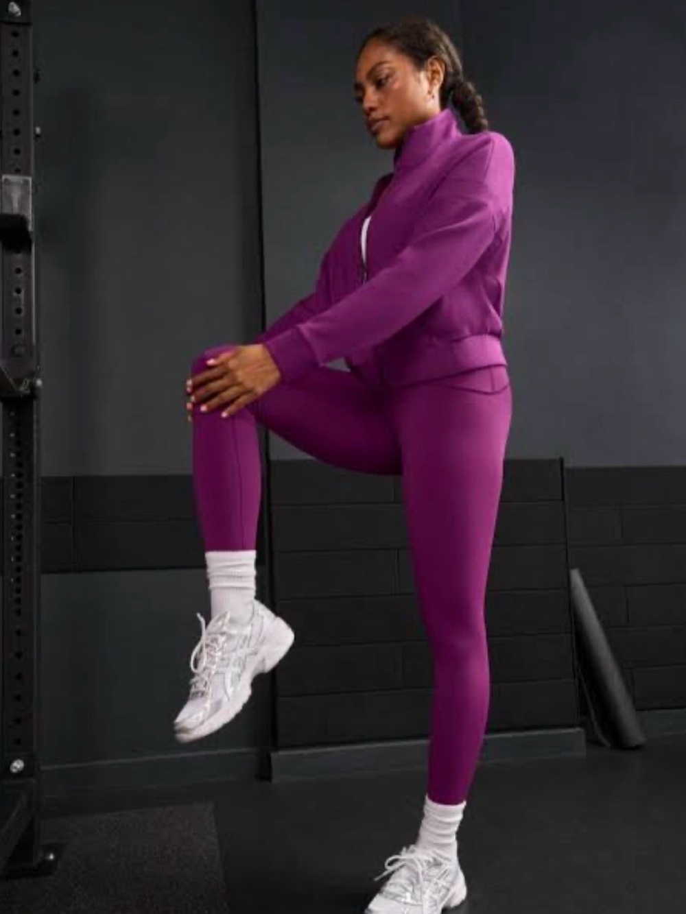 SPANXshape™ Booty Boost®
Full-Length Leggings with SecretSweat Tech Snapdragon